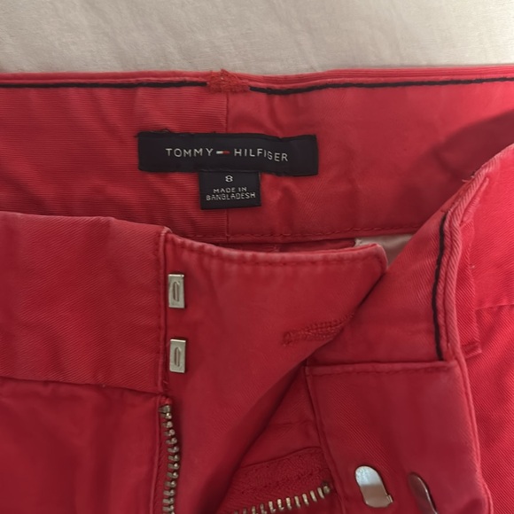 Coral Tommy Hilfiger size 8 shorts - Picture 3 of 3